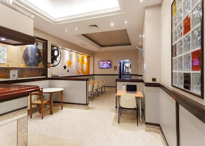 Moon Hostel Bio