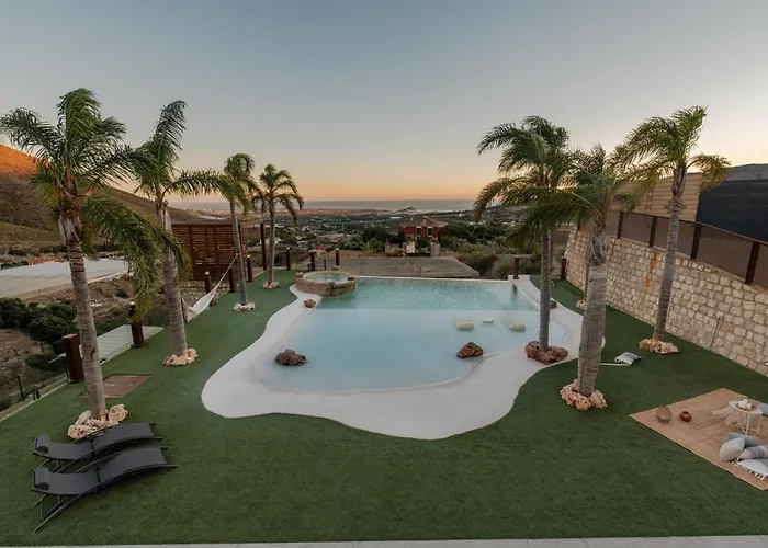 RentitSpain Villa Playa Cristal Vista al Mar, Piscina, Jacuzzi y Lujo Molvizar, España