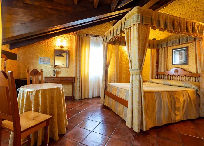 Hotel La Casona de Luis Queveda, España