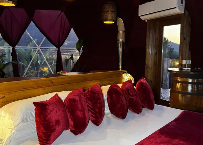 Domo Suites Masia Cal Geperut