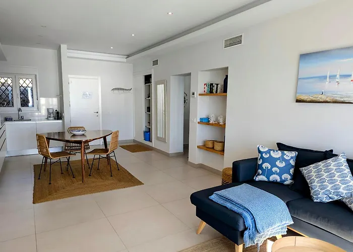 Rise & Shine Beachfront La Cala