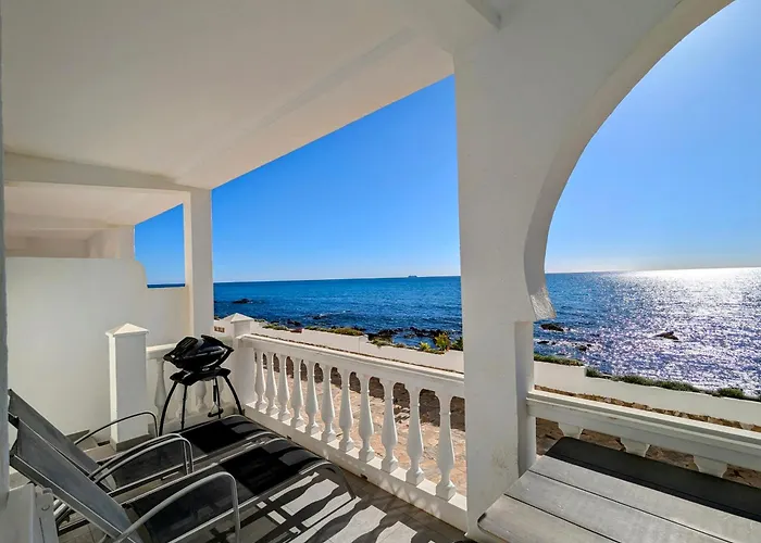 Rise & Shine Beachfront La Cala