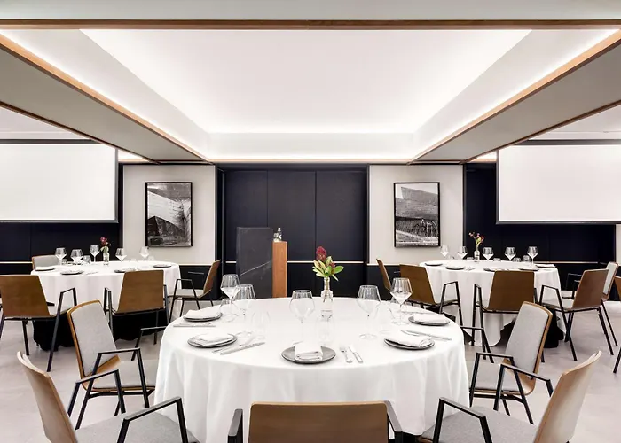 Hotel Radisson Collection Bilbao, España