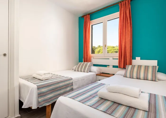 Apartamentos Alta Galdana Cala Galdana , Spagna