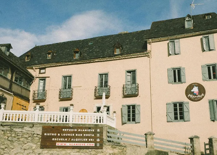 Hostel Baqueira - Refugi Rosta - Alanieve