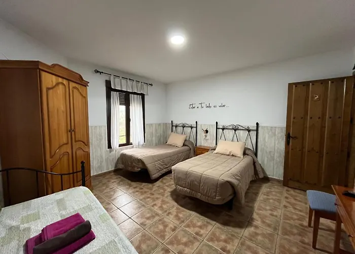 Al-Mofrag Y Apartamentos El Mirador De Monfragüe