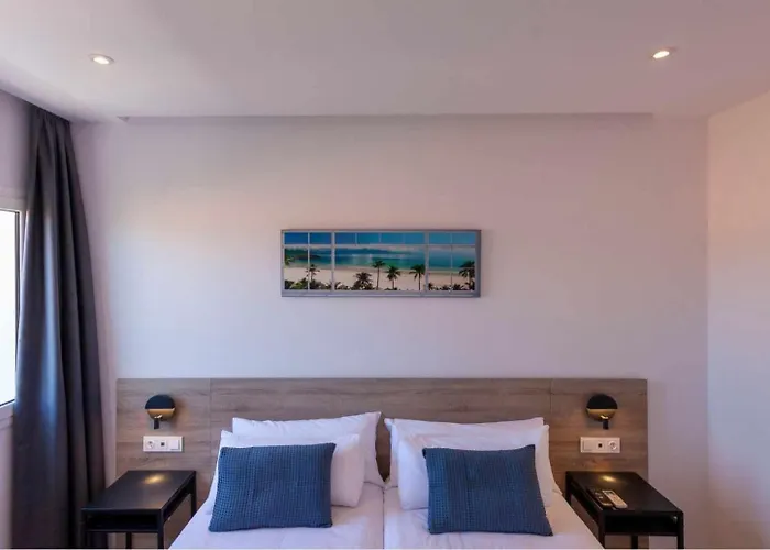 Villa Palm Breeze