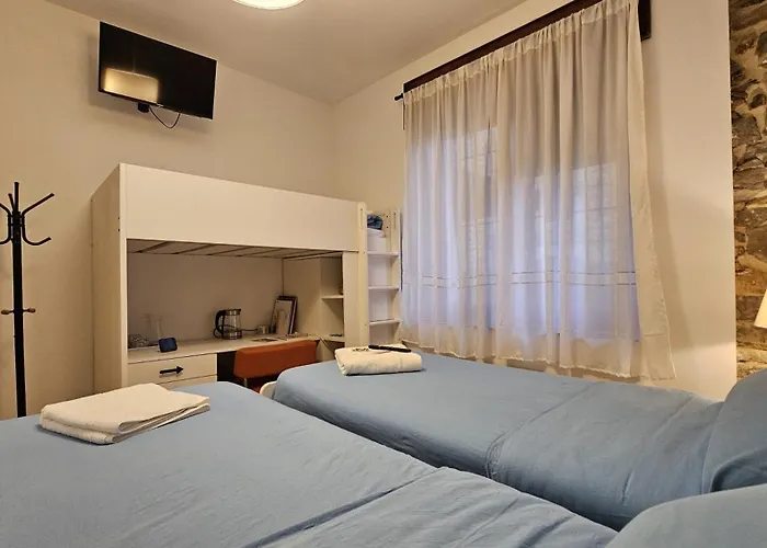 TUUL ETXEA, Habitación en caserío a 8km de Bilbao, Baño compartido Galdácano, España