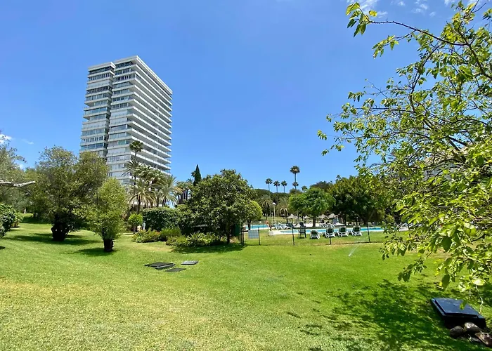 TORRE REAL Luxury Near Trocadero Arena