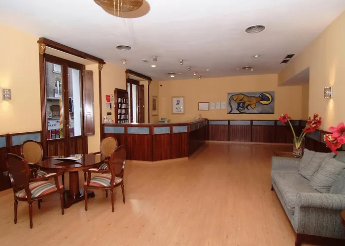 Hostal Cataluna