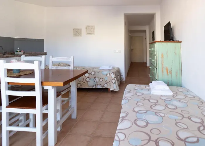 Apartamentos Timon - Emar Hotels