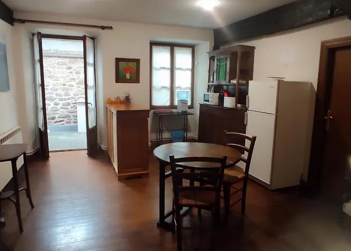 Hostal Mendaurpe Ituren, España
