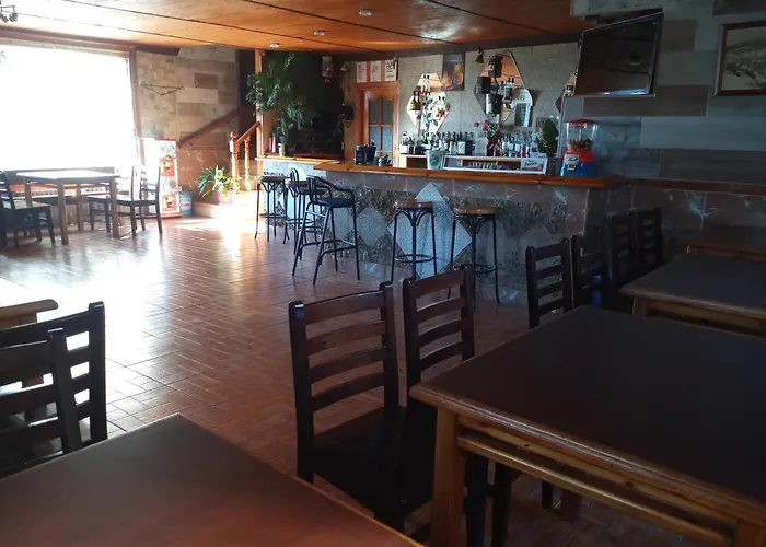Hostal Rural La Collada de Aralla Aralla de Luna, España