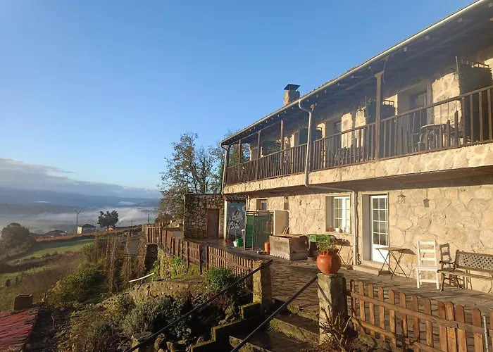 Casa Dos Muros Turismo Rural Y Actividades En La Ribeira Sacra