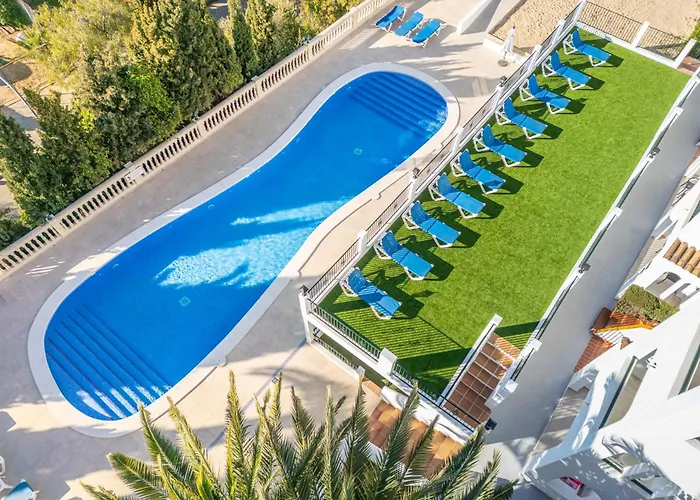 Aparthotel Holiday Center Santa Ponsa, Spain