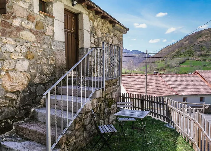 Apartamentos Rurales La Laguna Somiedo
