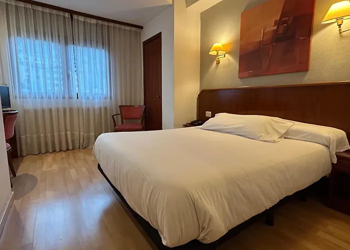 Hotel Unzaga Plaza Éibar, España