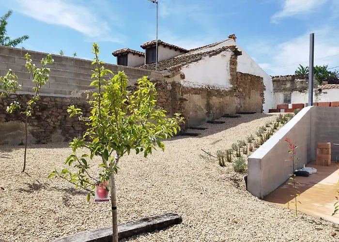 El Descanso de los Lares Miguel-Ibanez, España