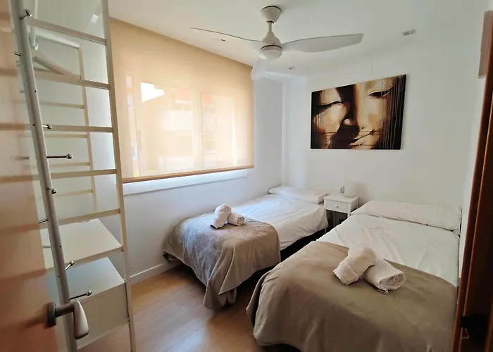 Apartamento Playa con Piscina, Parking y 2 habitac
