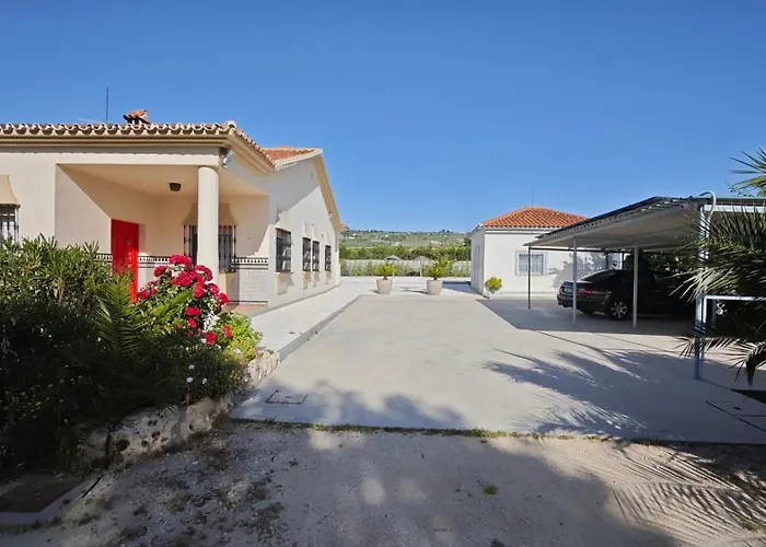 Villa Aljara
