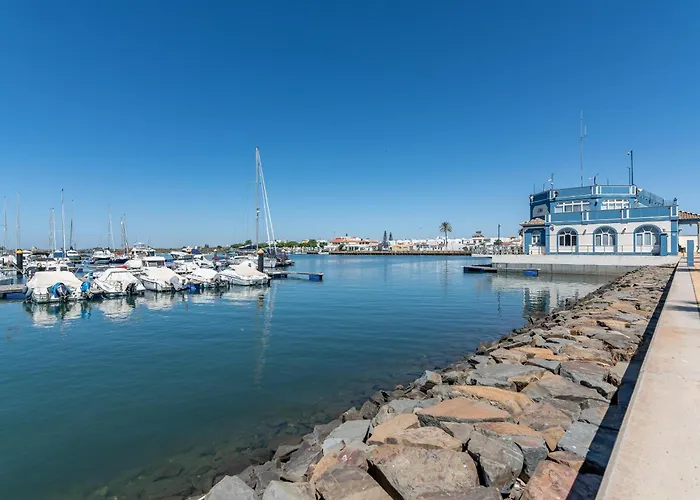 Marina II By H
