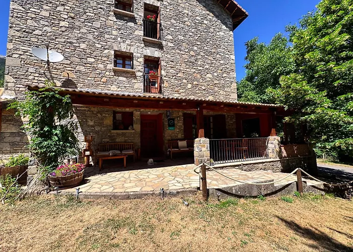 Hotel de Montaña Uson