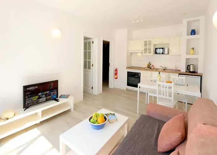 Salmarina Bungalows Puerto del Carmen , España