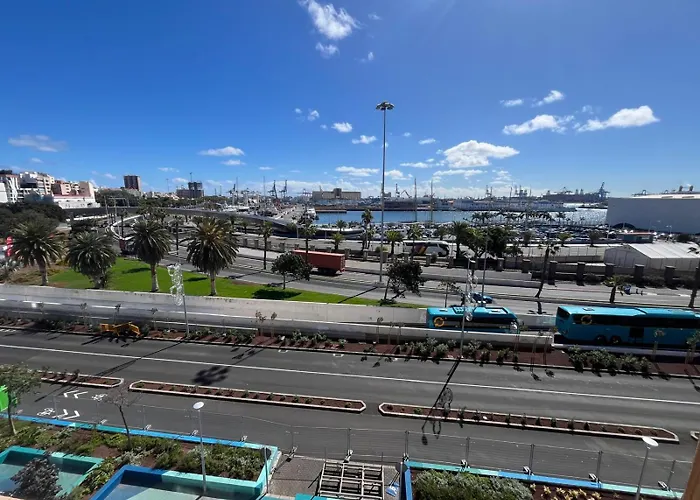 Las Canteras Arena