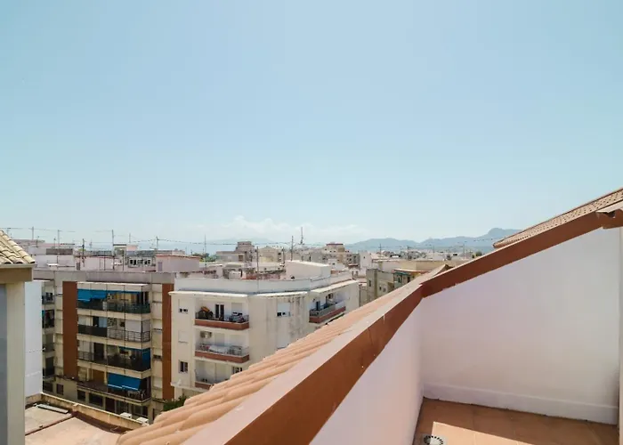 Chillout Grau de Gandia- attico para 6 personas invitamos familias y jovenes, dos banos VT-44956-V
