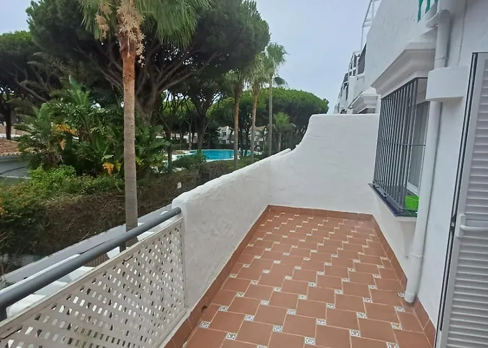 La Barrosa, Urb Los Veleros