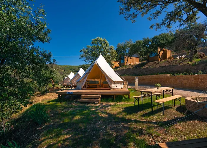 Hotel Kampaoh Alquézar, España