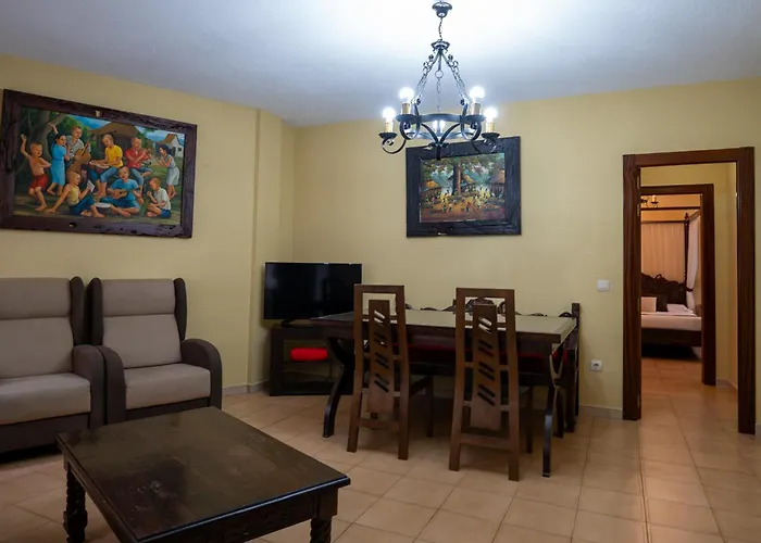 Panther Home Villadolores