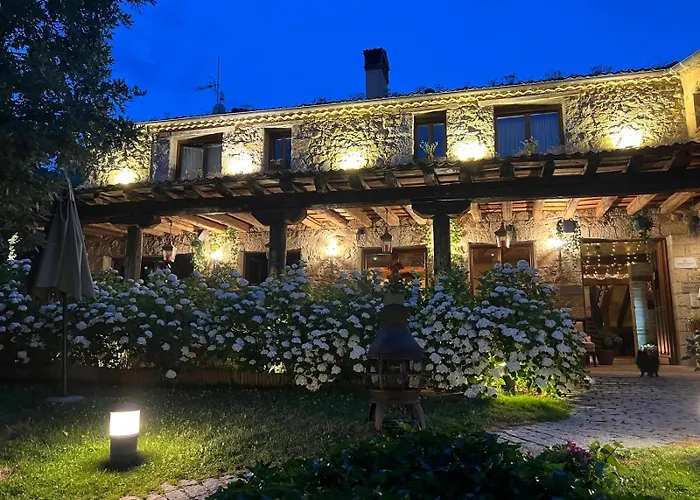 Posada Restaurante Fuenteplateada Collado Hermoso, España
