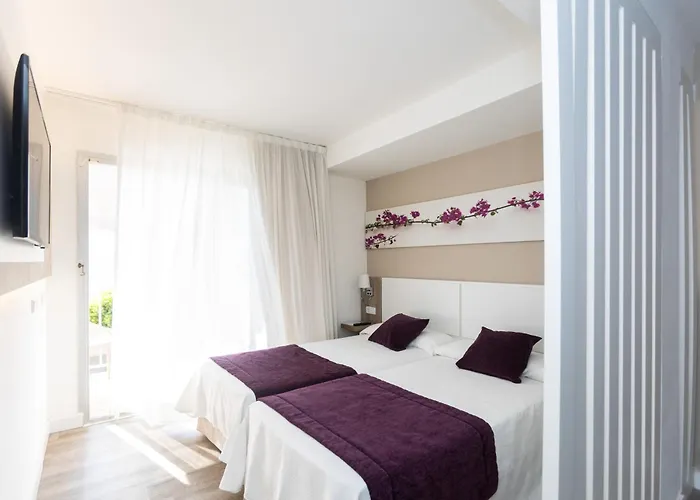 Hotel Brisa Marina (Adults Only)