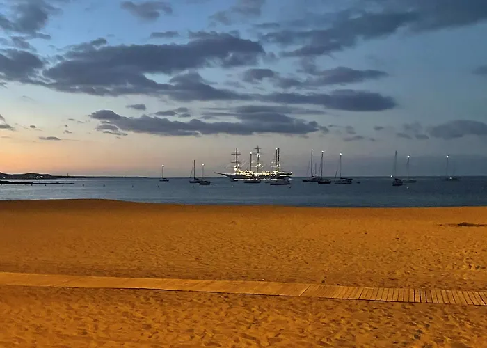 En Playa Las Vistas. Veramar. Free Parking, Pool!