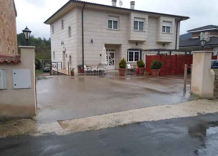 Hotel Rural Puerta de Caderechas Terminon, España