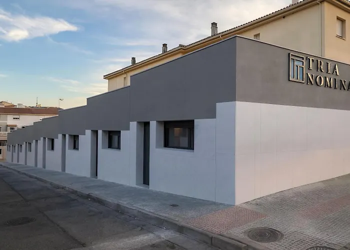 Tria Nomina Apartamentos Turisticos