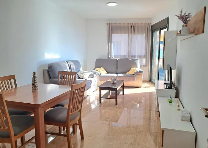 apartamento aguadulce playa con WIFI, España