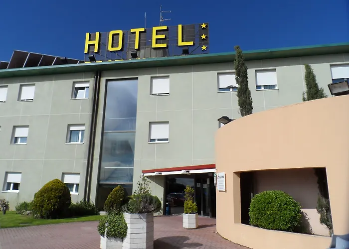 Hotel Rey Arturo Burgos Villagonzalo Pedernales, España