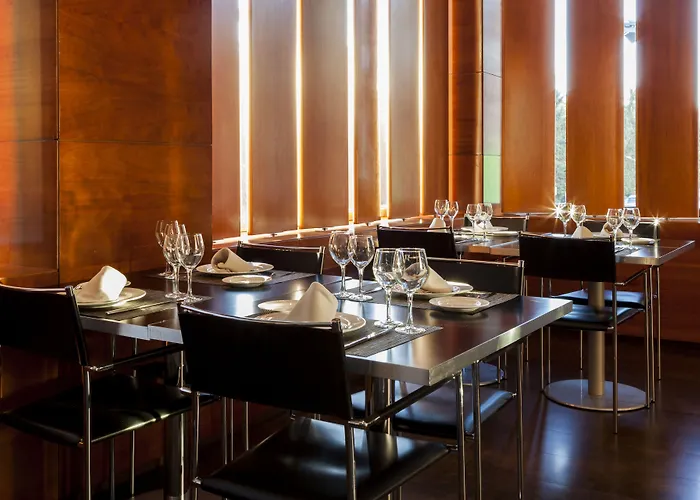 Ac Hotel Ponferrada By Marriott, España