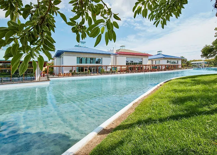 Portaventura Hotel Caribe - Includes Unlimited Access To Portaventura Park & 1 Access To Ferrari Land Salou, Spanien