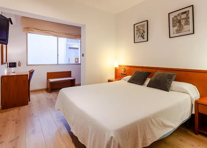 Hotel Trave Figueres , Spain
