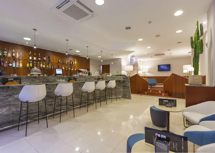 Hotel Delfín Tossa de Mar, España