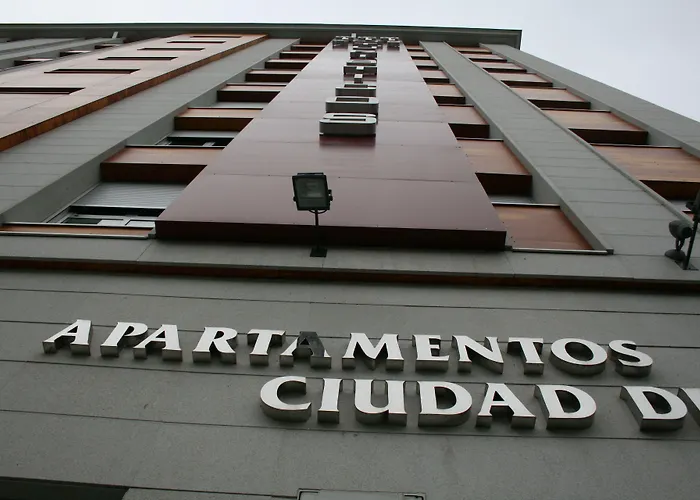 Hotel Apartamentos Ciudad de Lugo, España
