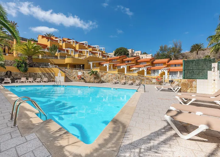 Apartamentos Punta Marina By Livvo
