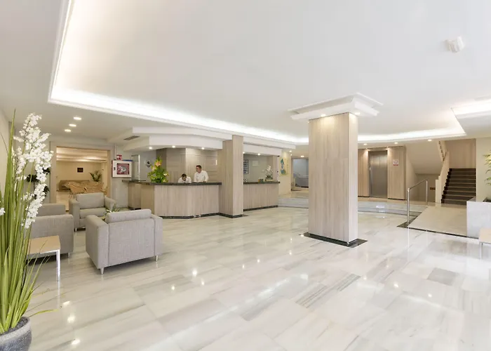 Hotel Ona Palmira Paguera, España
