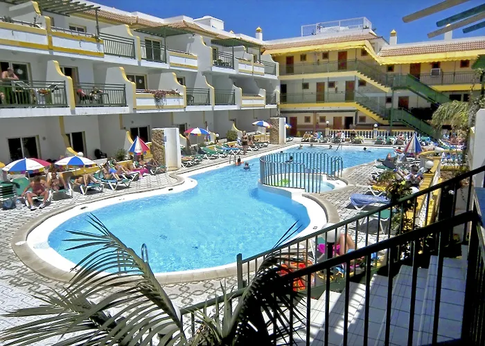 Caleta Garden