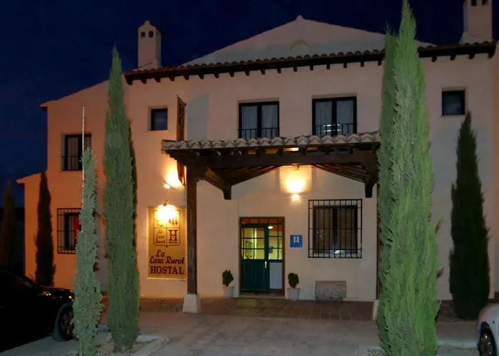 Hotel y apartamentos La Casa Rural