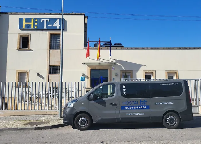 Hostal T4 Paracuellos de Jarama, España