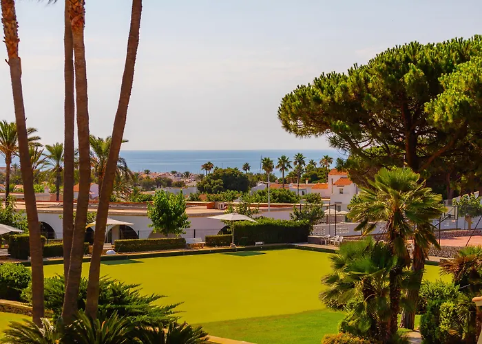 Aparthotel Aluasun Far Menorca S'Algar, Spagna